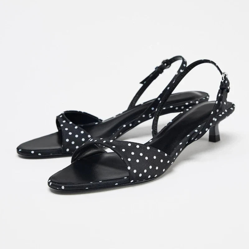 Dot heels