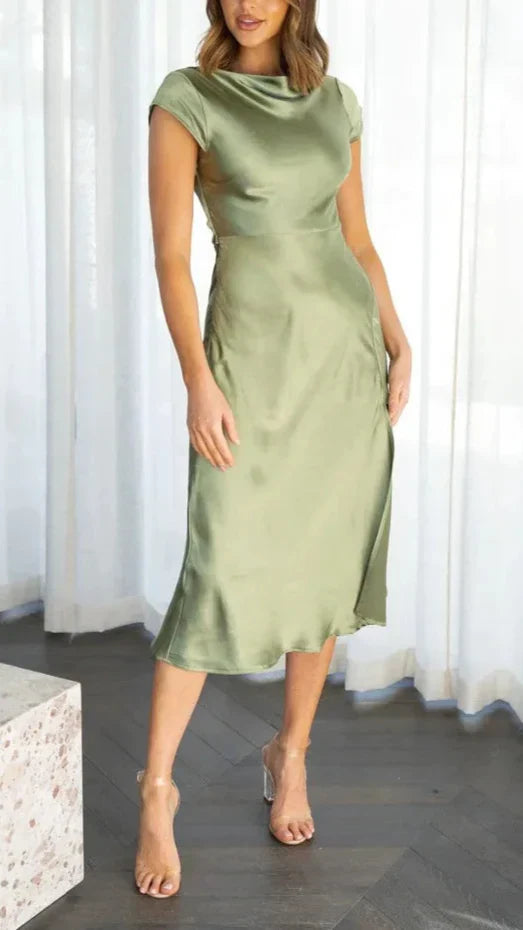 Pineda שמלת סאטן קייצית באורך מידי