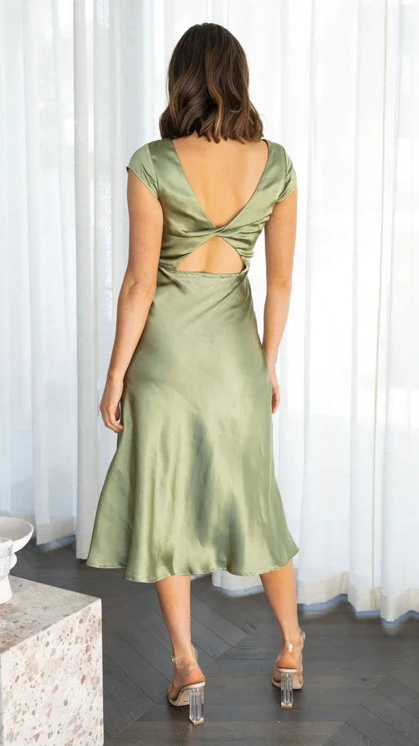 Pineda שמלת סאטן קייצית באורך מידי