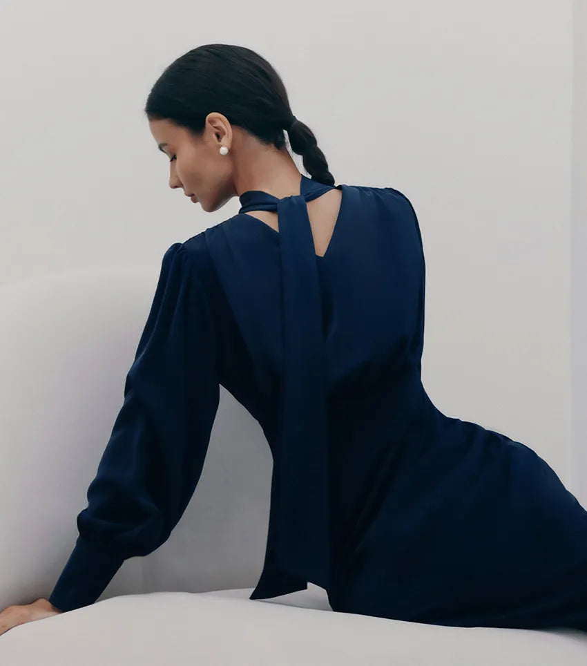 Brian שמלת מידי עם צווארון גבוה