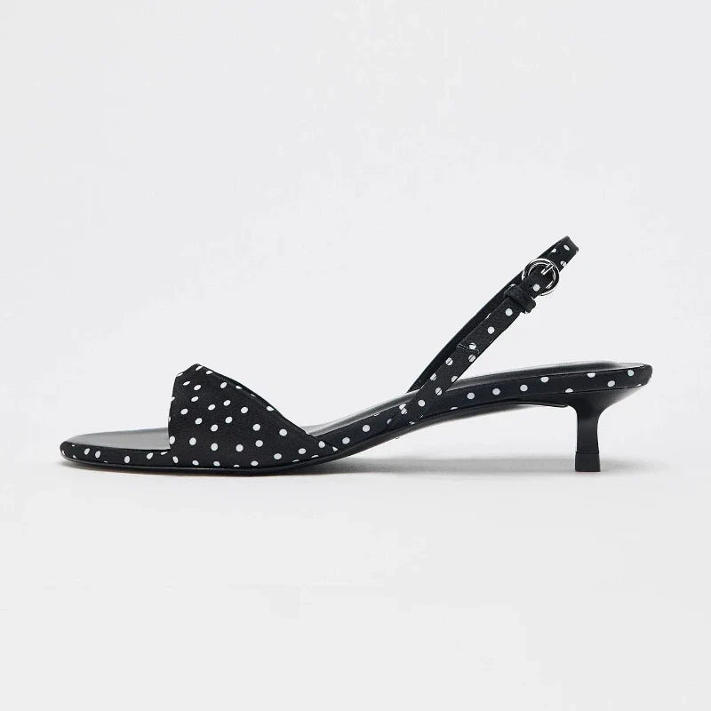 Dot heels