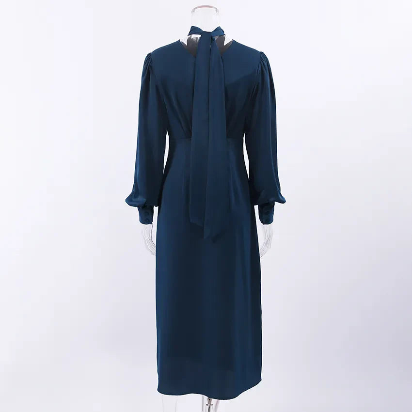 Brian שמלת מידי עם צווארון גבוה