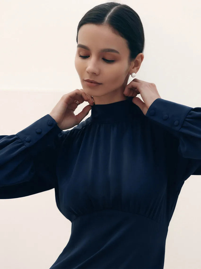 Brian שמלת מידי עם צווארון גבוה