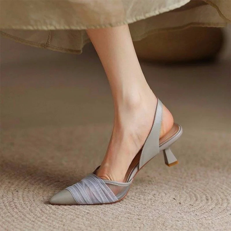 Conrad סנדלי עקב