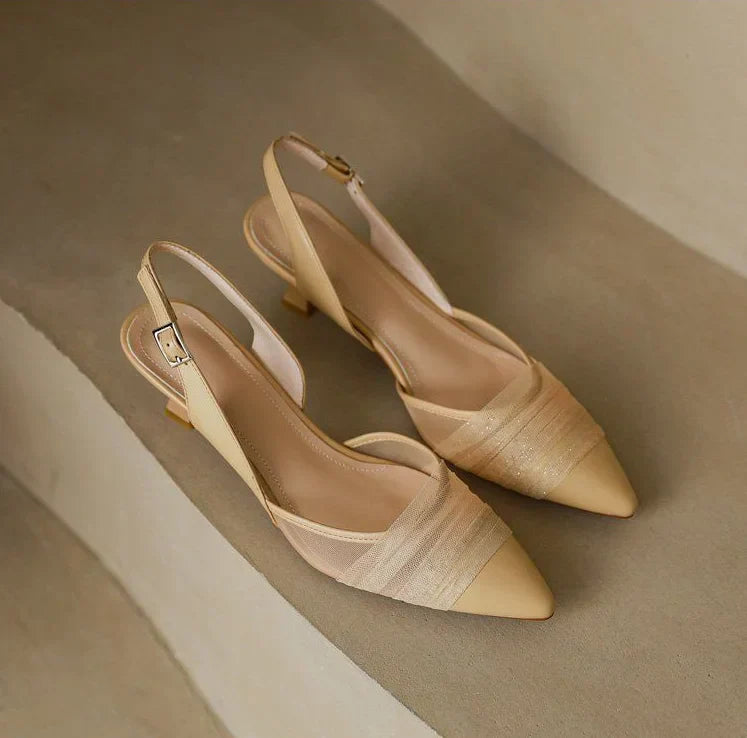 Conrad סנדלי עקב