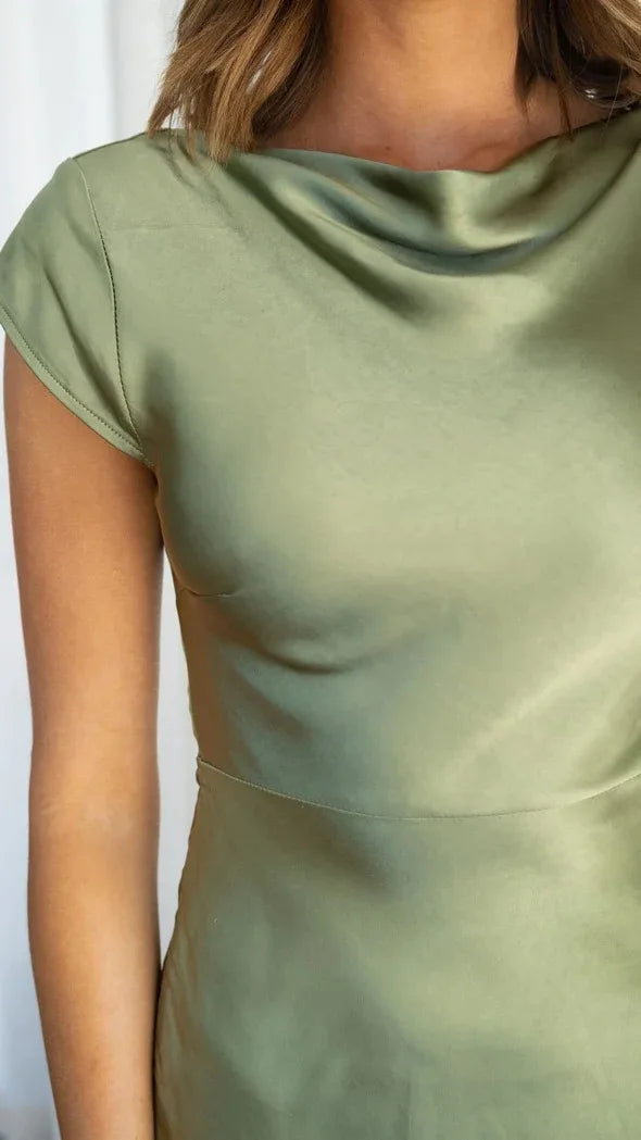 Pineda שמלת סאטן קייצית באורך מידי