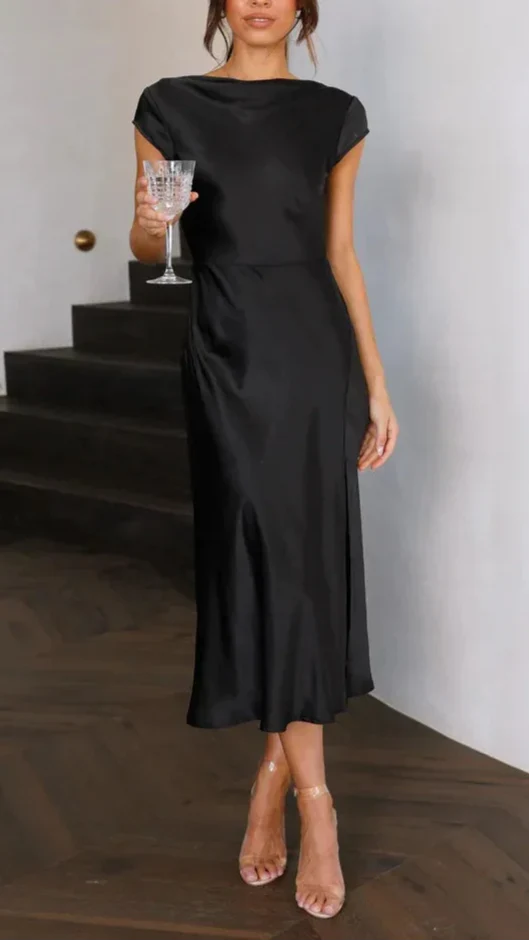 Pineda שמלת סאטן קייצית באורך מידי